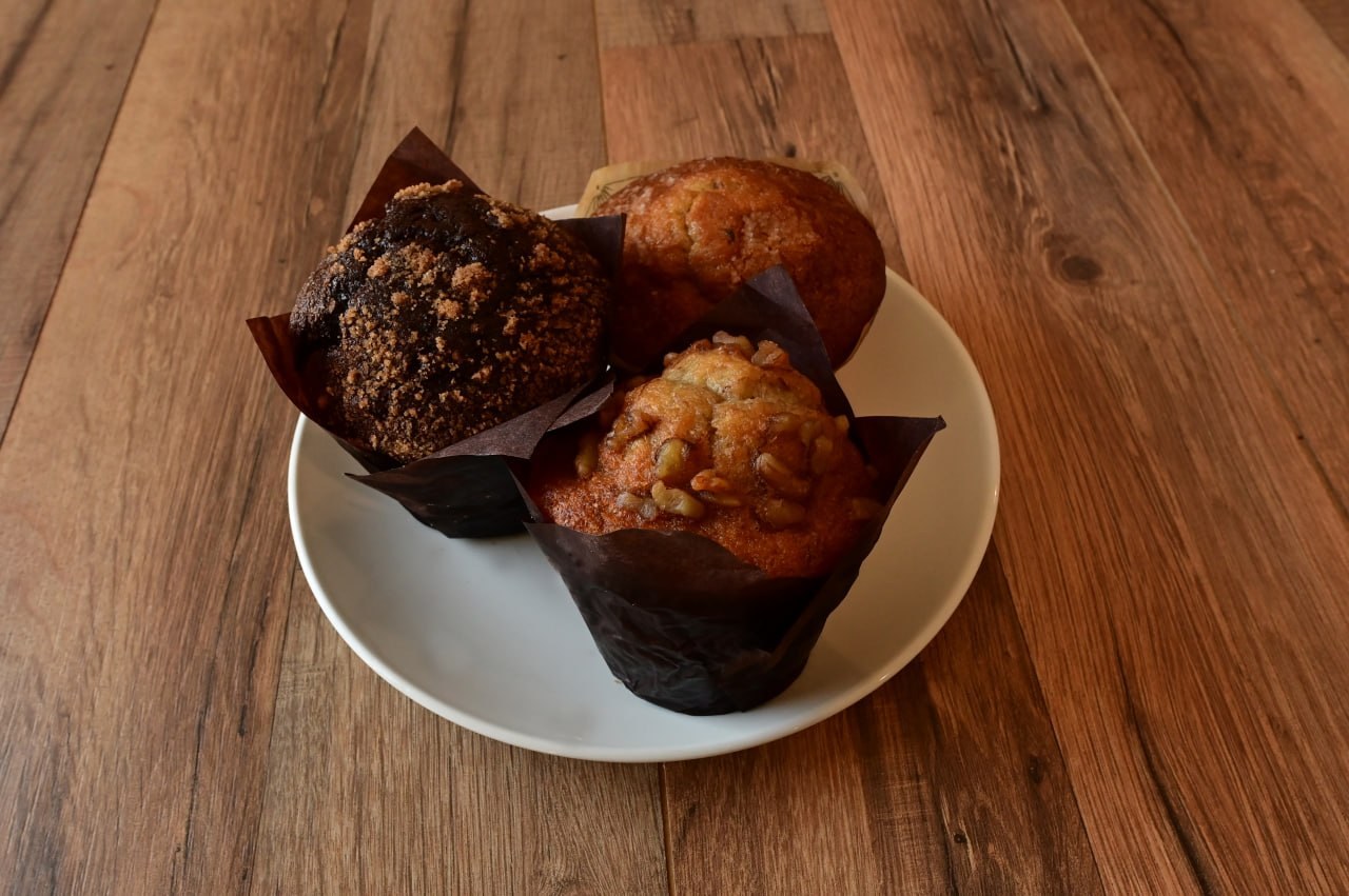Muffins on a plate at Meme’s Cafe